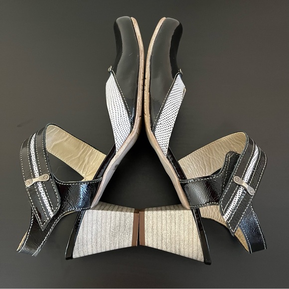 Tour En Ville Heeled Mary Jane Style Shoes - Picture 3 of 13